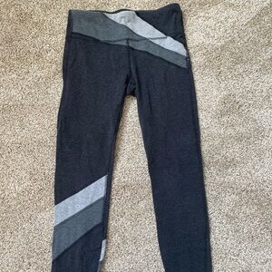 Gap black small leggings